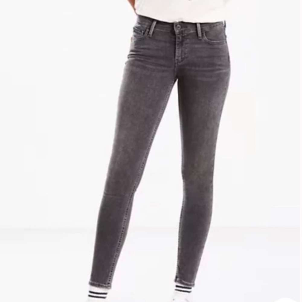 Levi’s Super Skinny Jeans - Washed Black Color